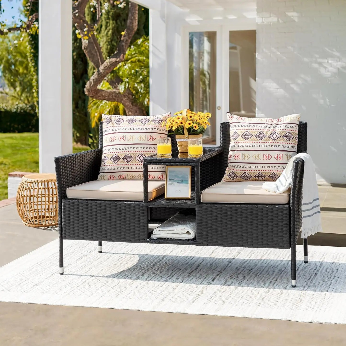 Outdoor Rattan Loveseat